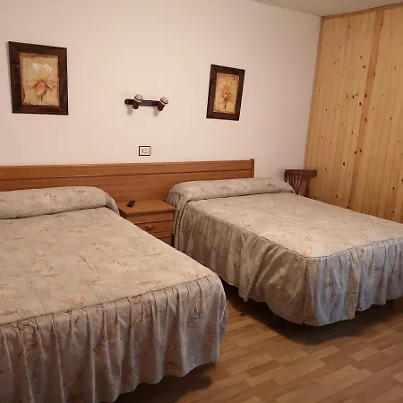 Hostal Pirineos-2